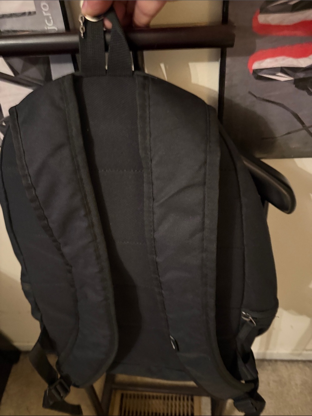 Nike Black Men's Everyday Backpack with Grey Logo - Picture 2 of 2
